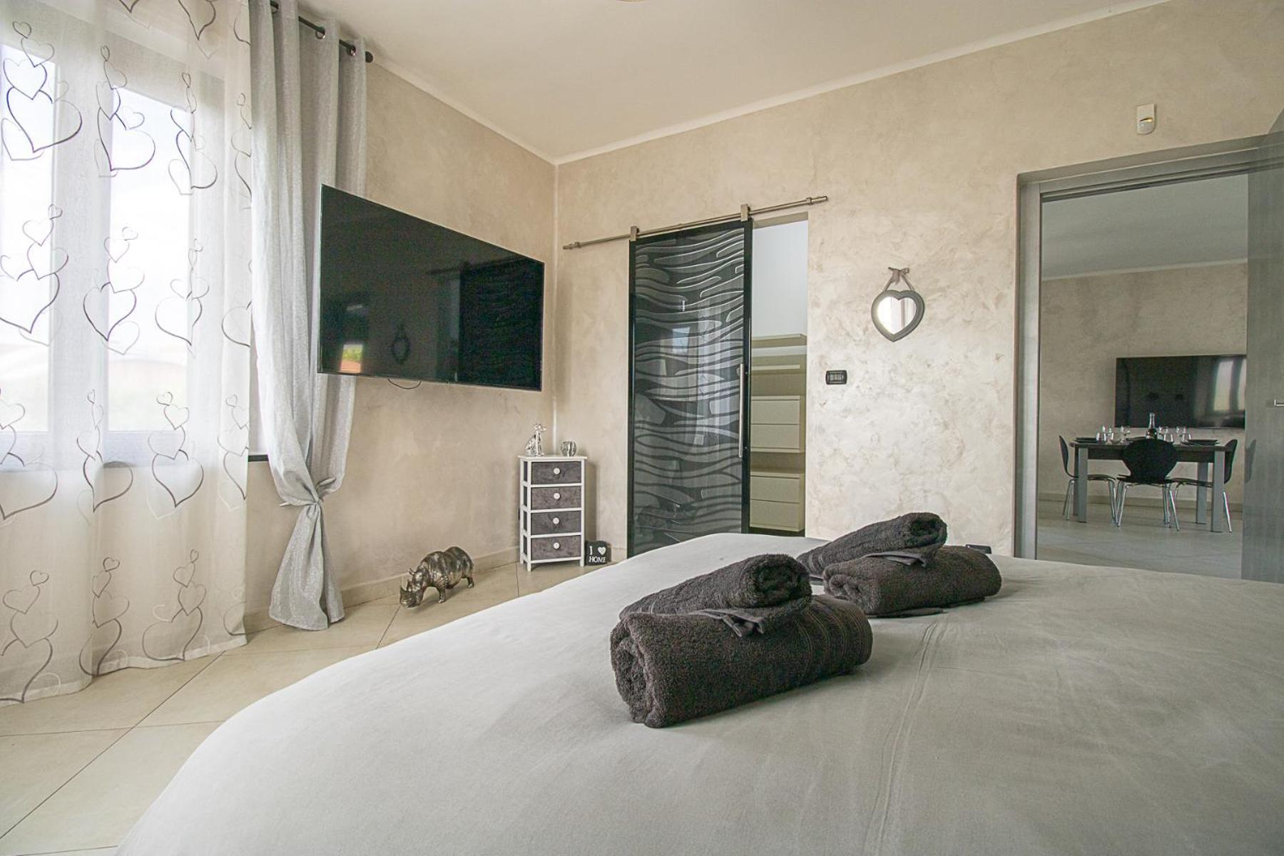 Appartamento In Villa Con Piscina Privata E Jacuzzi Ad Uso Esclusivo Rivarolo Canavese Exterior photo