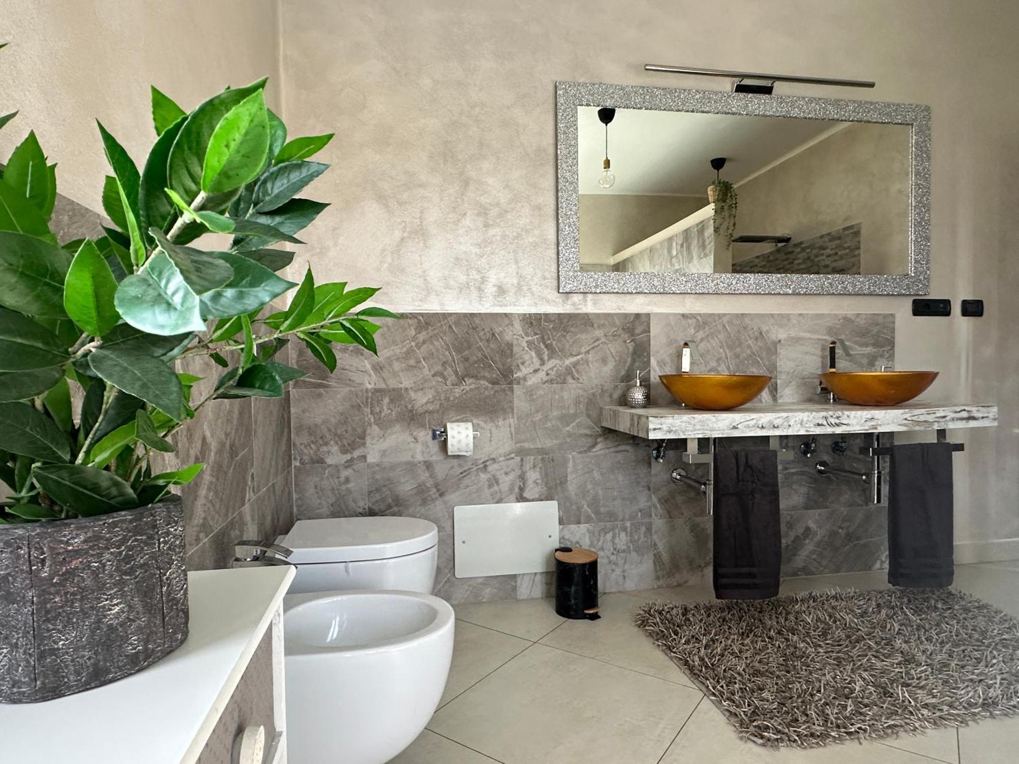 Appartamento In Villa Con Piscina Privata E Jacuzzi Ad Uso Esclusivo Rivarolo Canavese Exterior photo